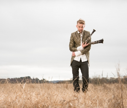 Emil Jonason soloist with Die Düsseldorfer Symphoniker